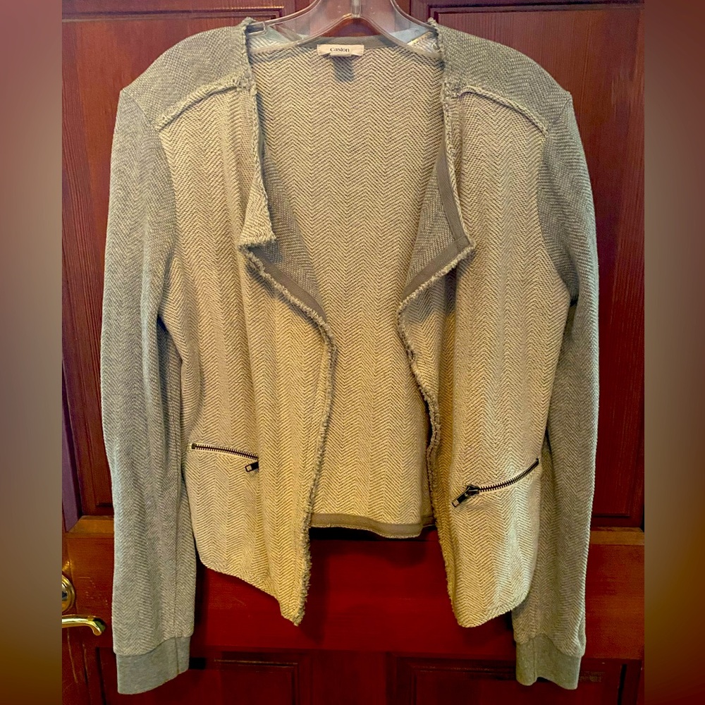 Caslon gray and white lightweight jacket women’s size medium